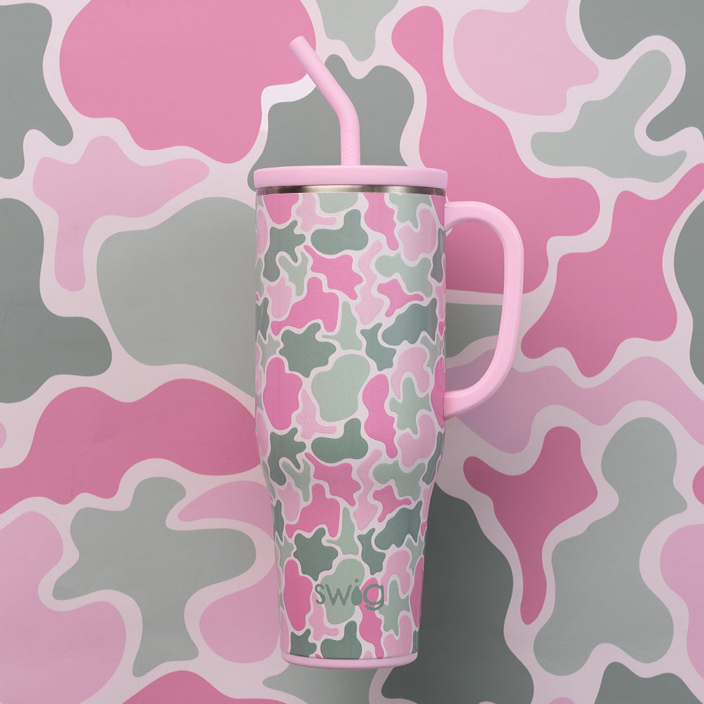 Blushing Camo Mega Mug 40oz